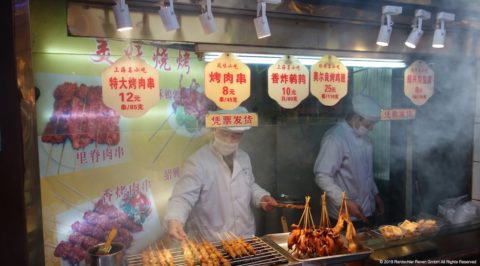 Kochdämpfe in Küchenabluft