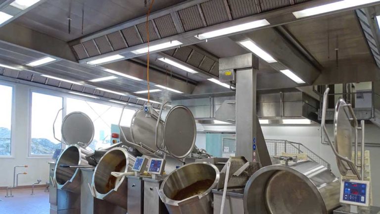 Ventilation ceiling for food processing