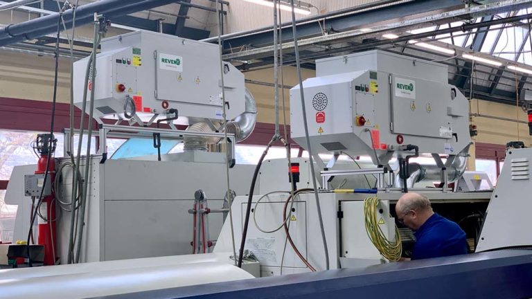 Oil mist separator with electrostatic filters